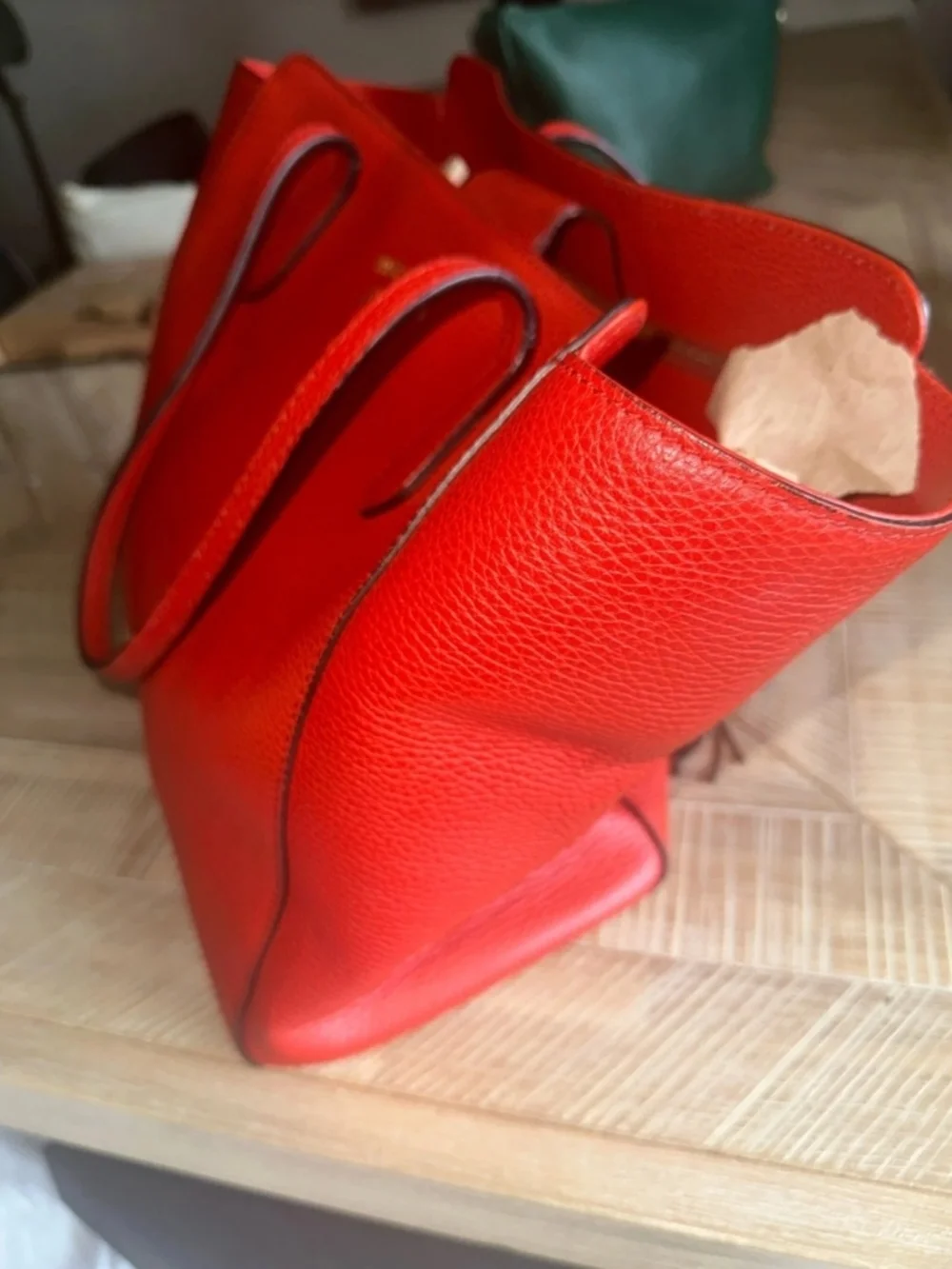 Authenticated Gucci Red Leather Large Swing Tote - Picture 12 of 14